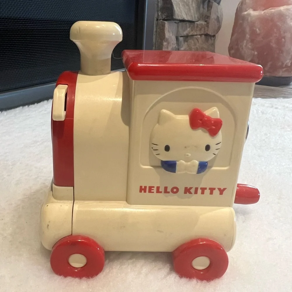 *Rare* Vintage Hello Kitty Retro pencil sharpener Sanrio Japan Vintage 1980’s